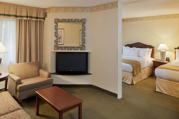 Doubletree Guest Suites Cincinnati/Sharonville Exterior photo